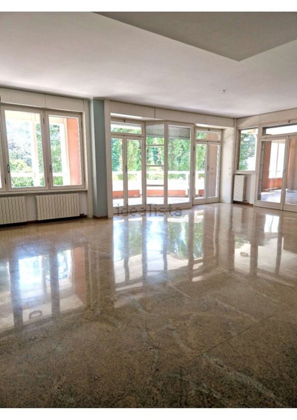 appartamento in vendita a Milano in zona San Siro