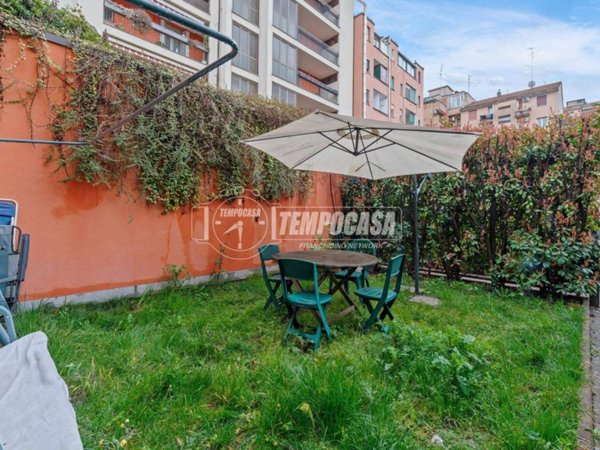 casa indipendente in vendita a Milano in zona Calvairate