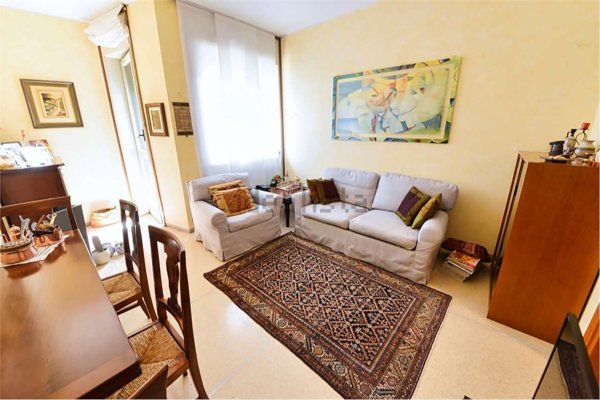 appartamento in vendita a Milano in zona Sempione