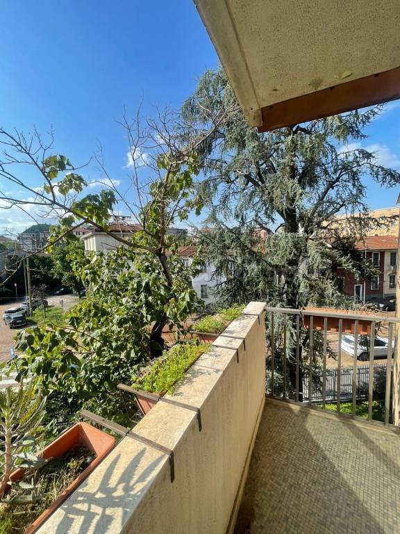 appartamento in vendita a Milano in zona Città Studi