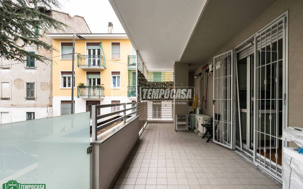 appartamento in vendita a Milano in zona Adriano