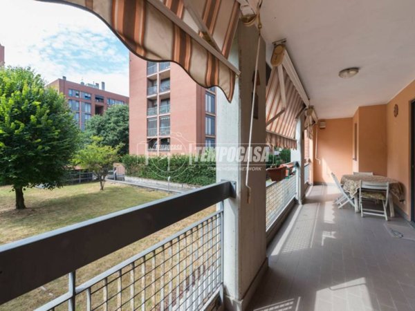 appartamento in vendita a Milano in zona Adriano