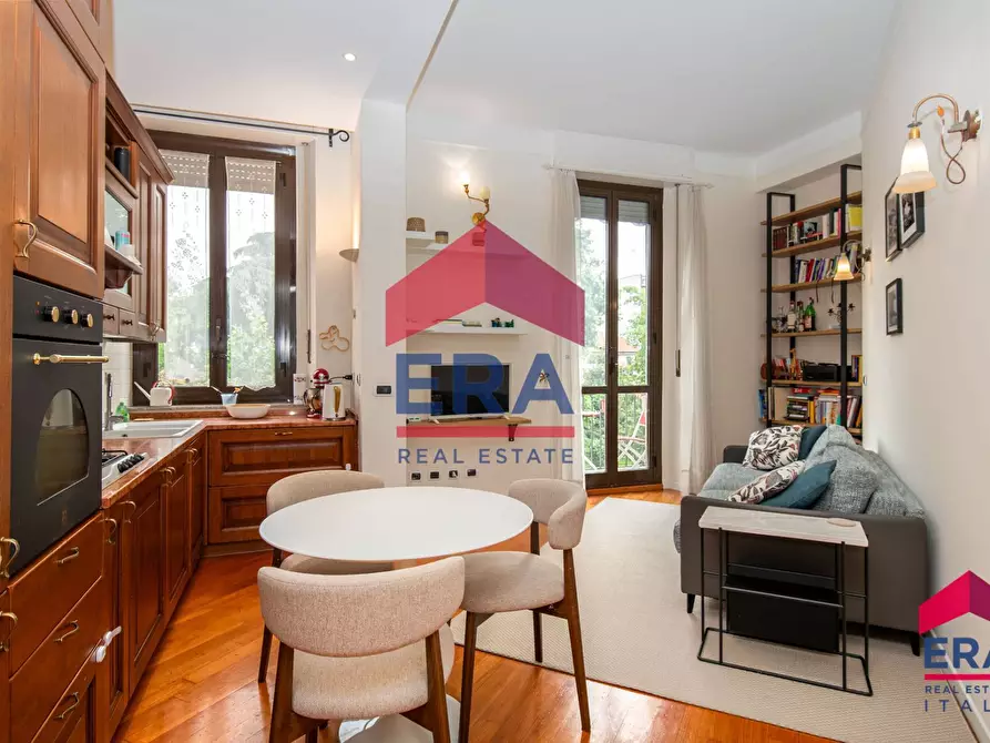 appartamento in vendita a Milano in zona Famagosta