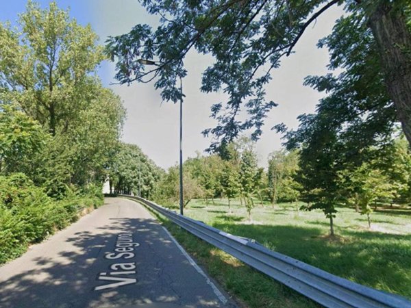 casa indipendente in vendita a Milano in zona Baggio