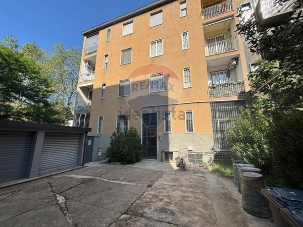 locale di sgombero in vendita a Milano in zona Solari