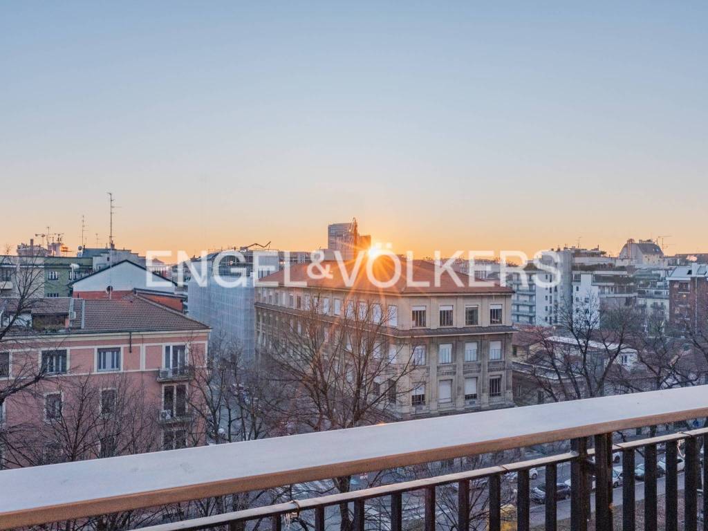 appartamento in vendita a Milano in zona XXII Marzo