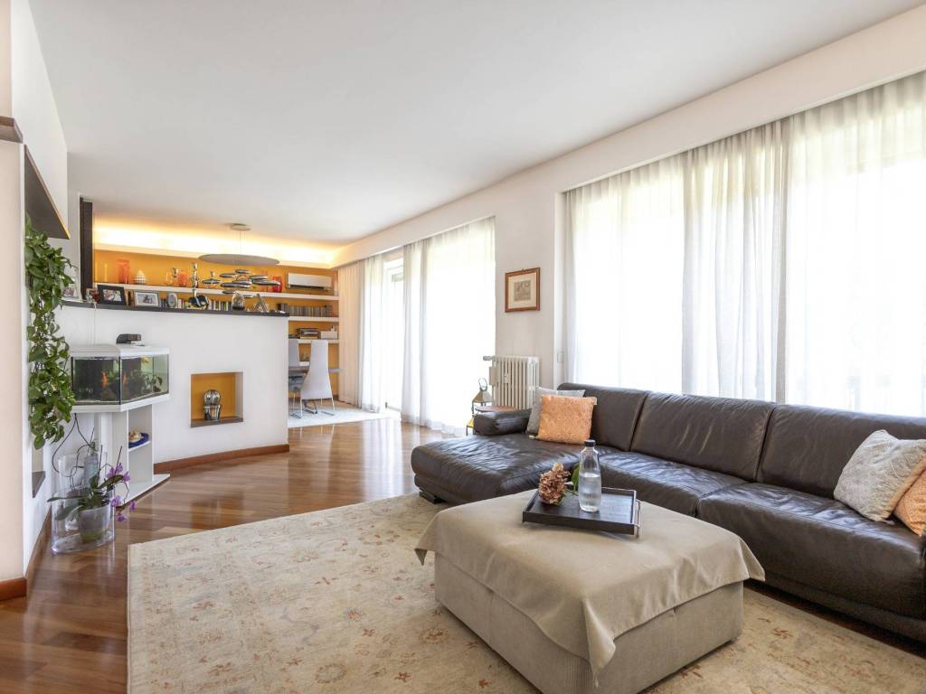 appartamento in vendita a Milano in zona Porta Romana