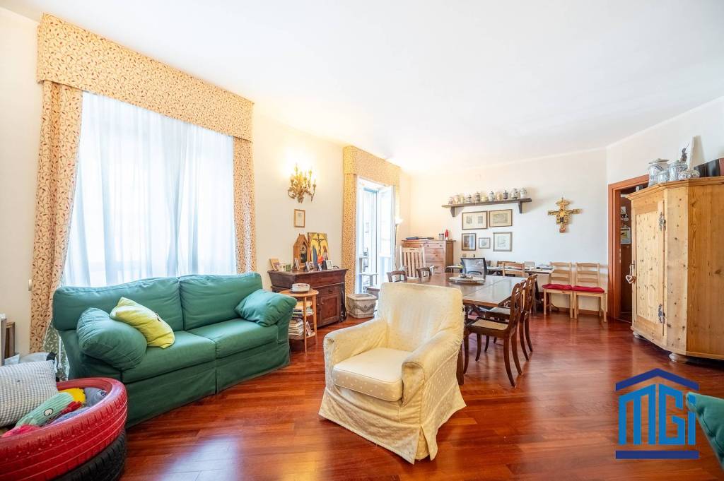 appartamento in vendita a Milano in zona Loreto