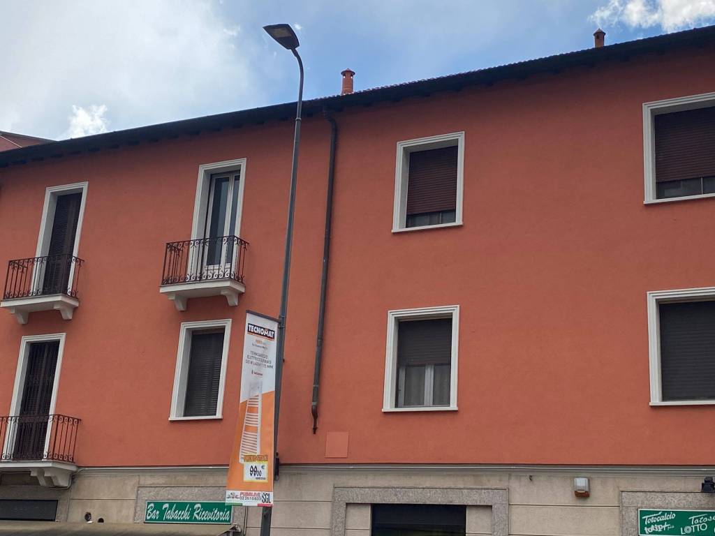 negozio in vendita a Milano in zona San Siro