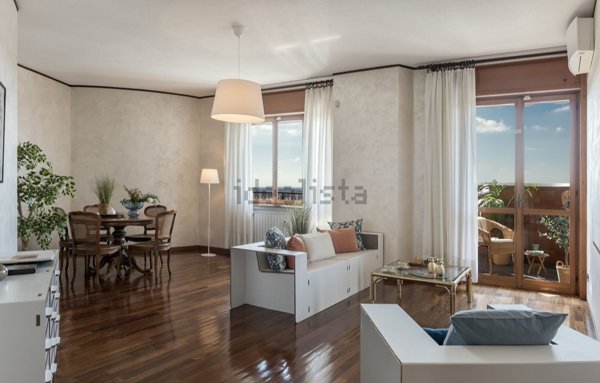 appartamento in vendita a Milano in zona Maggiolina