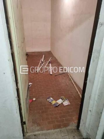 locale commerciale in vendita a Milano