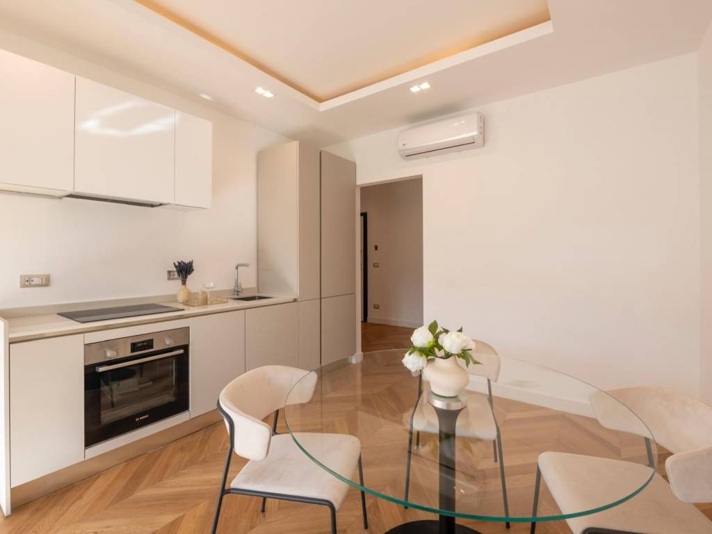 appartamento in vendita a Milano in zona Sempione