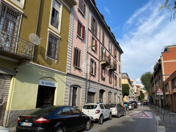appartamento in vendita a Milano in zona Affori