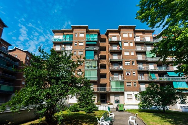 appartamento in vendita a Milano in zona Piazzale Lodi
