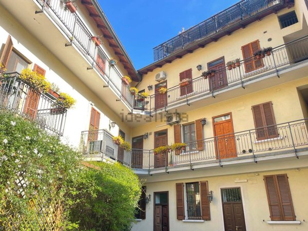 appartamento in vendita a Milano in zona Quarto Cagnino