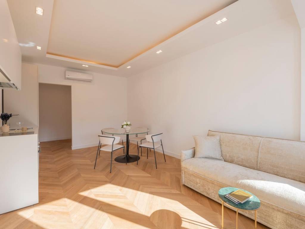 appartamento in vendita a Milano in zona Il Portello