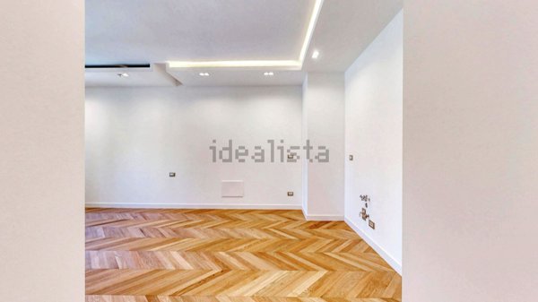 appartamento in vendita a Milano in zona Il Portello