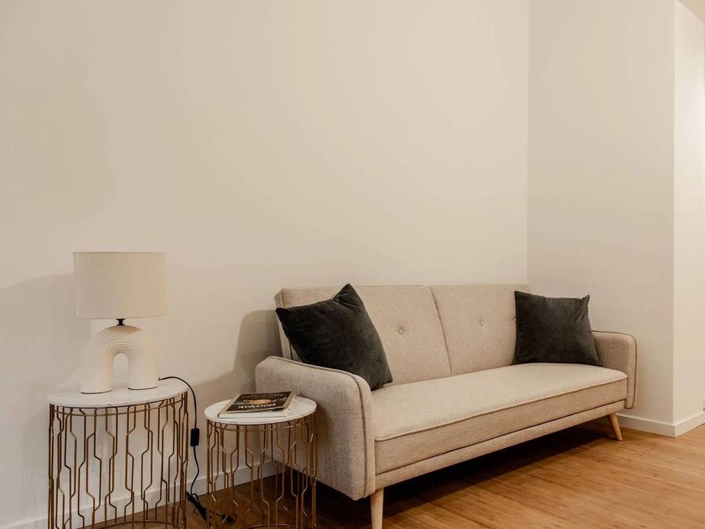 appartamento in vendita a Milano in zona Piazzale Lodi