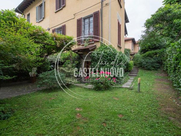 appartamento in vendita a Milano in zona Maggiolina