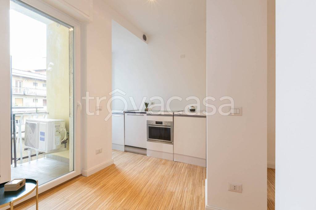 appartamento in vendita a Milano in zona Loreto