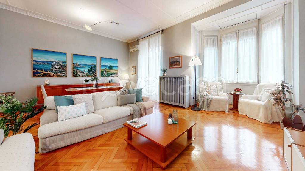 appartamento in vendita a Milano in zona Centro Storico