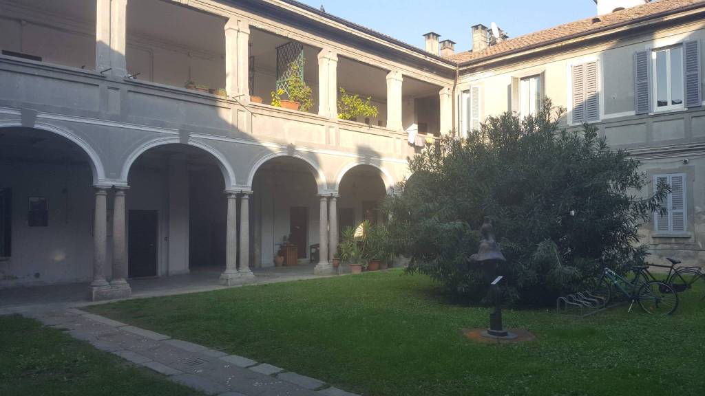 appartamento in vendita a Milano in zona Crescenzago