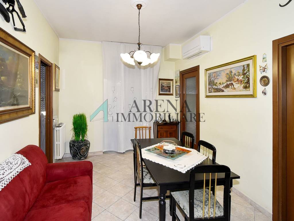 appartamento in vendita a Milano in zona Maggiolina