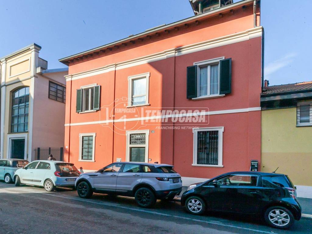 casa indipendente in vendita a Milano in zona Solari