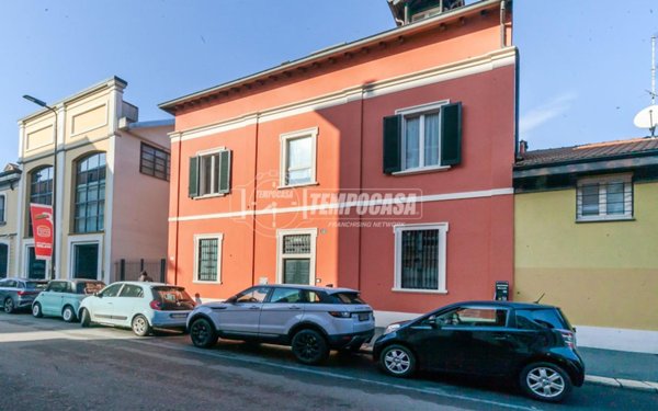 casa indipendente in vendita a Milano in zona Solari