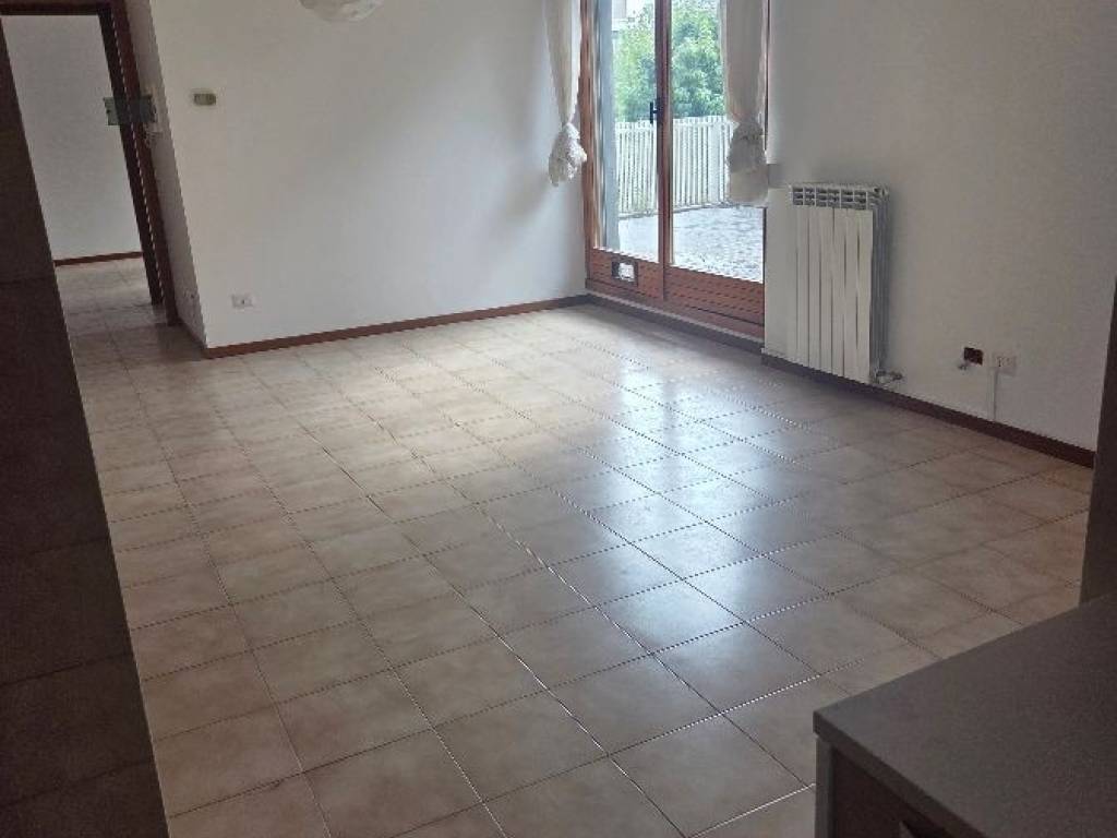 appartamento in vendita a Milano in zona Barona