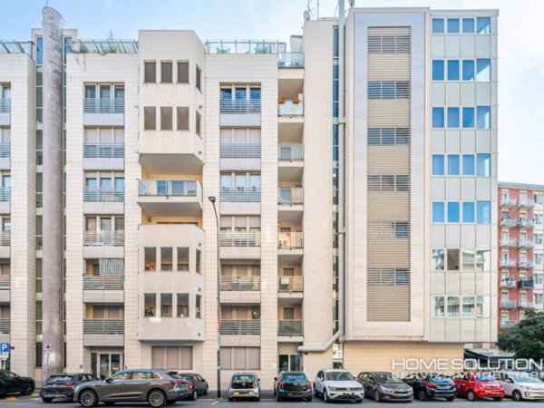 appartamento in vendita a Milano in zona Rogoredo