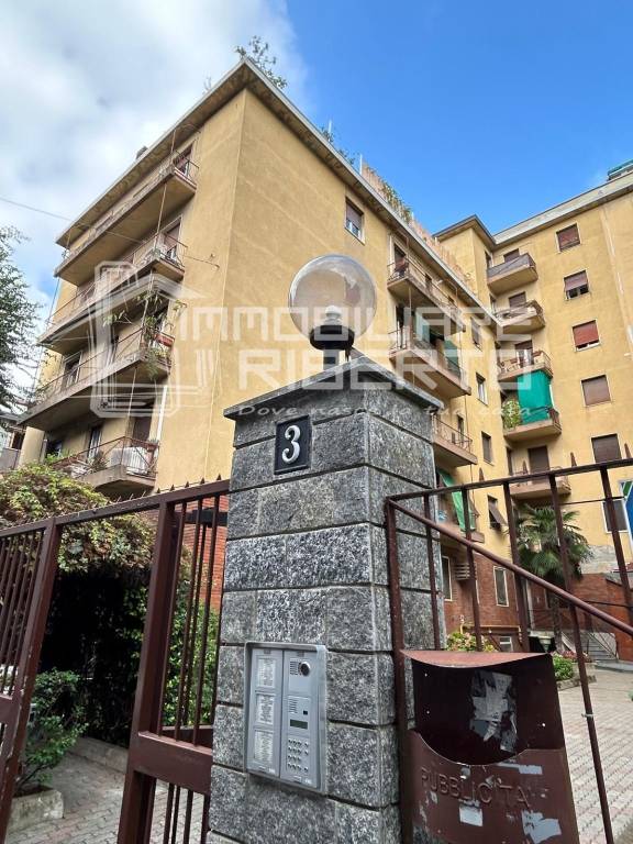 appartamento in vendita a Milano in zona Bovisa