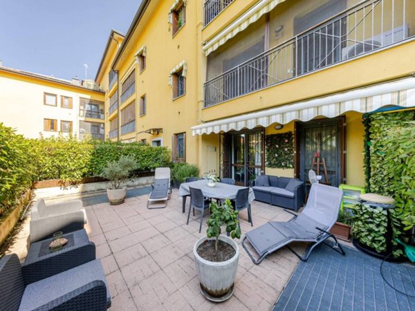 appartamento in vendita a Milano in zona Vigentino