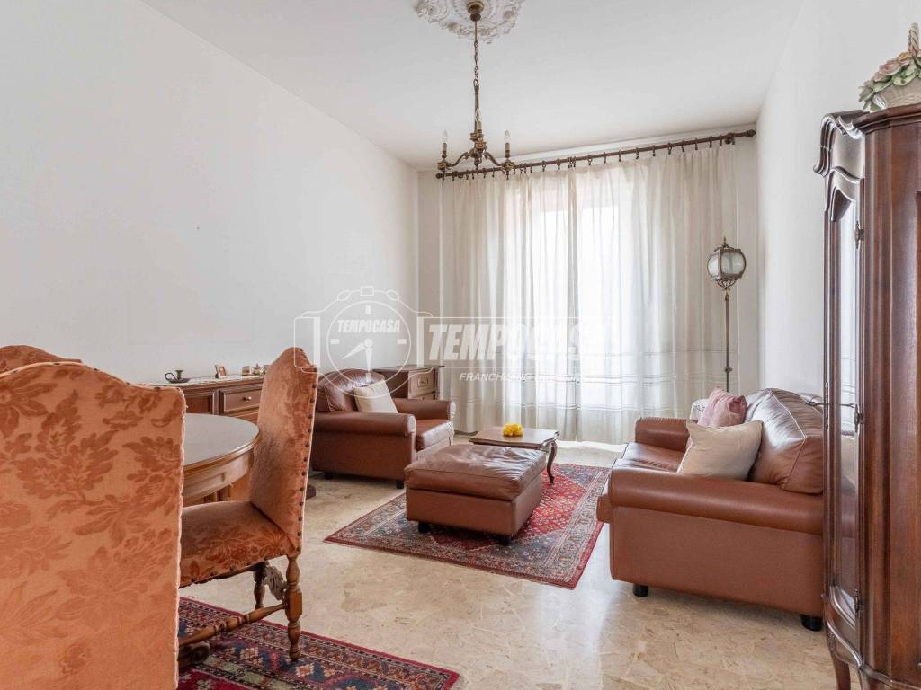 appartamento in vendita a Milano in zona Conchetta