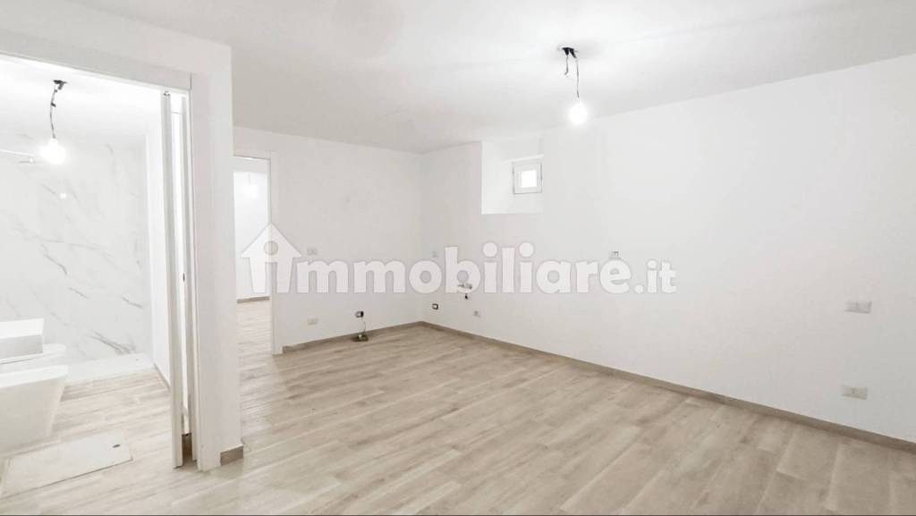 ufficio in vendita a Milano in zona Greco