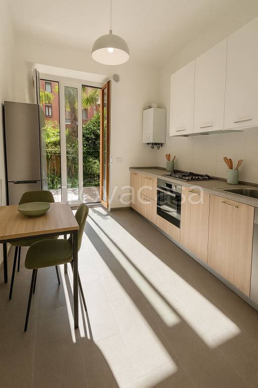 appartamento in vendita a Milano in zona Porta Vittoria