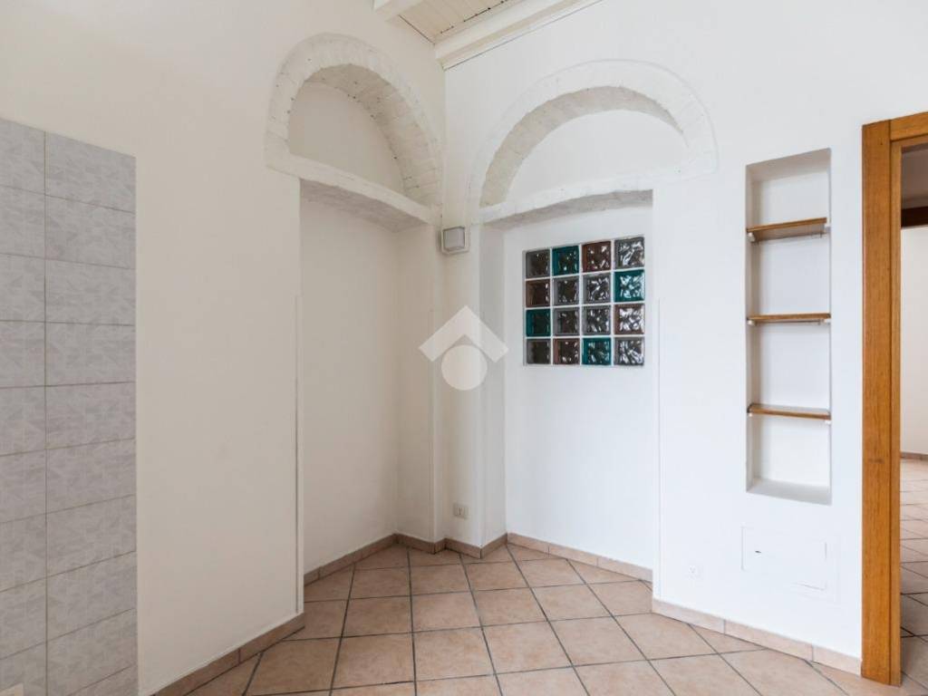 appartamento in vendita a Milano in zona Loreto