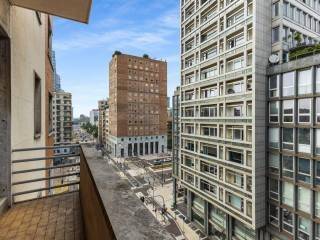 appartamento in vendita a Milano in zona Porta Nuova