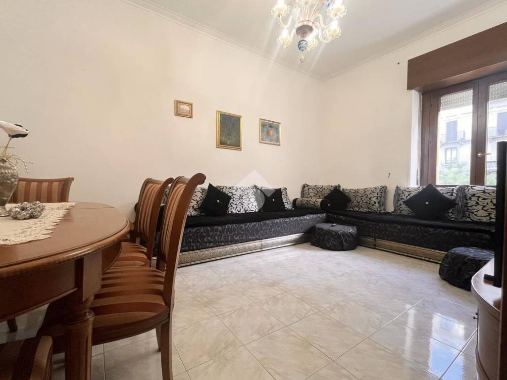 appartamento in vendita a Milano in zona XXII Marzo