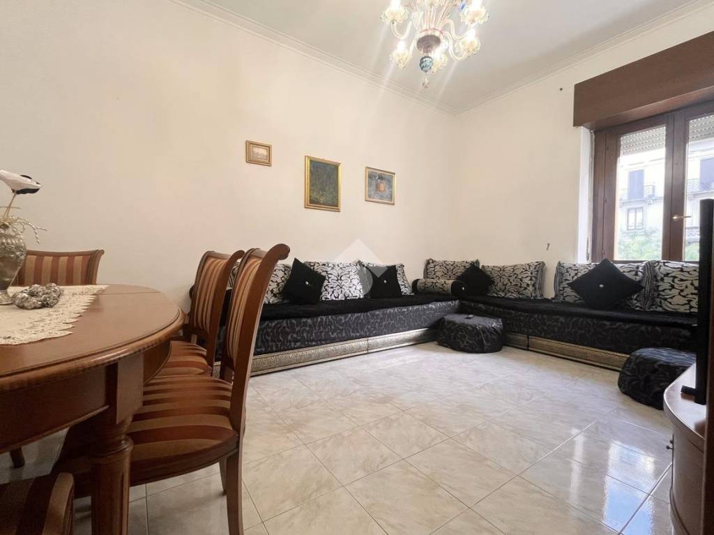 appartamento in vendita a Milano in zona XXII Marzo