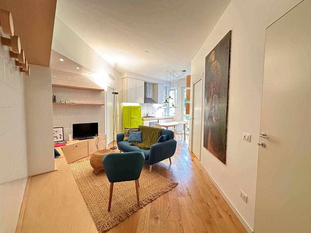 appartamento in vendita a Milano in zona Famagosta