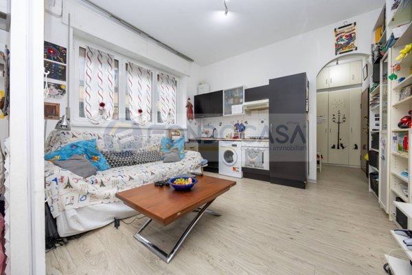 appartamento in vendita a Milano in zona Lambrate