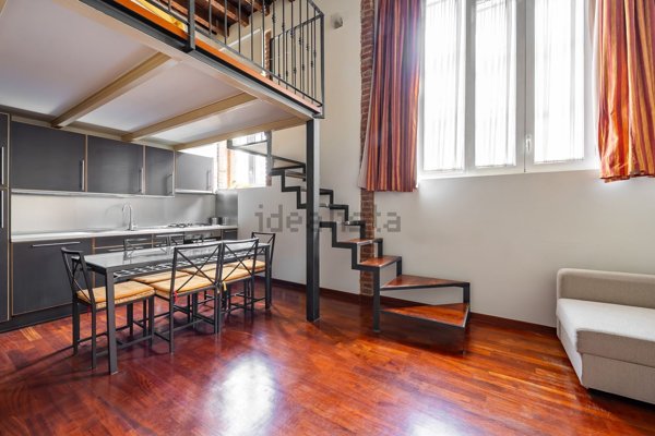 appartamento in vendita a Milano in zona Bocconi