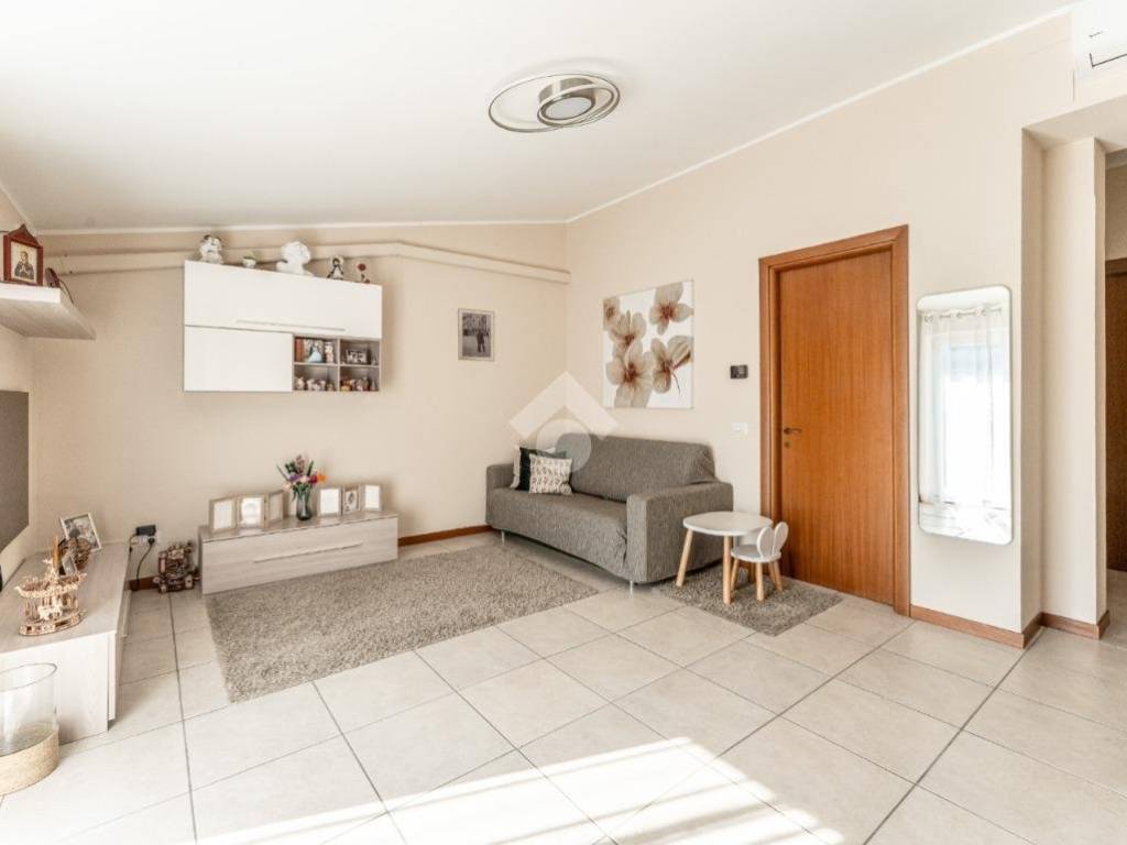 appartamento in vendita a Milano in zona Bovisa