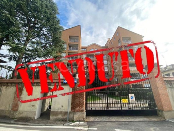 appartamento in vendita a Milano in zona Gallaratese