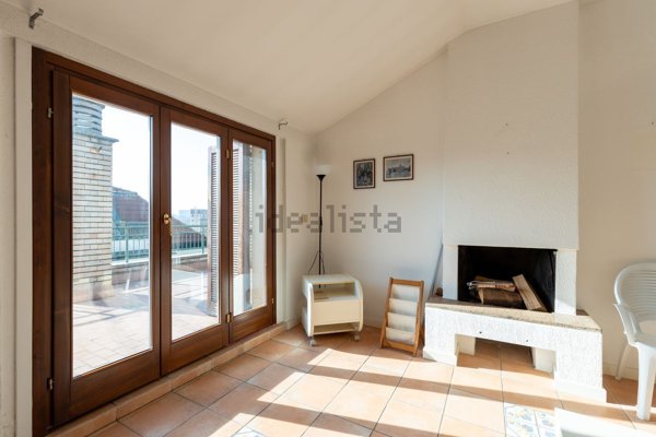 appartamento in vendita a Milano in zona Lorenteggio