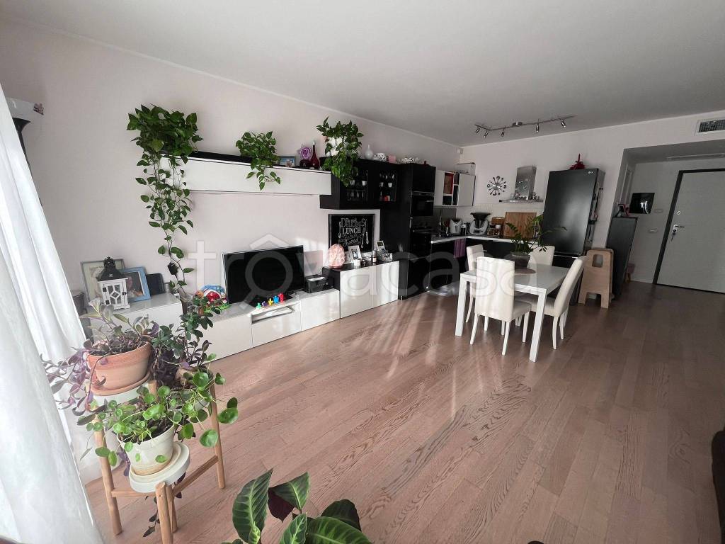 appartamento in vendita a Milano in zona Bovisa