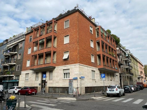 appartamento in vendita a Milano in zona Chiesa Rossa