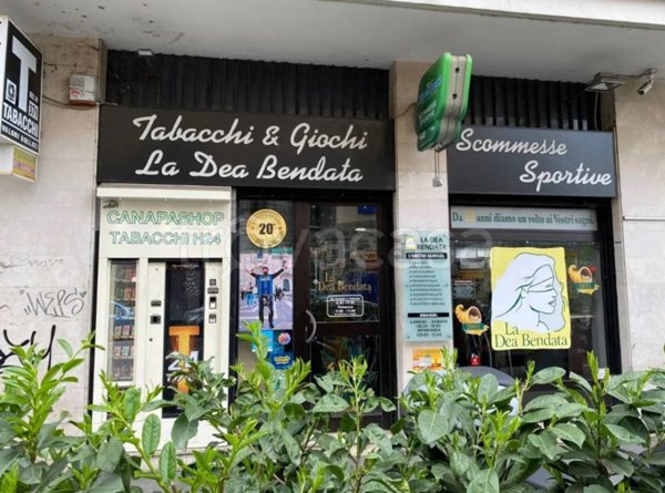 negozio in vendita a Milano in zona Porta Romana