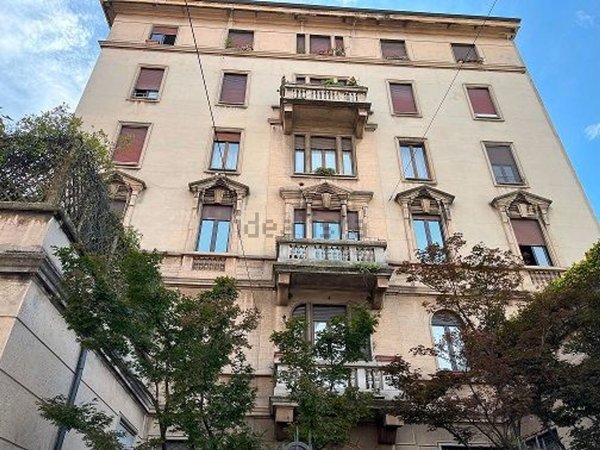appartamento in vendita a Milano in zona Isola